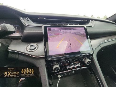 Used 2022 Jeep Grand Cherokee L Overland w/ Luxury Tech Group IV image 39