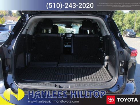 Certified 2022 Toyota Highlander XLE image 11