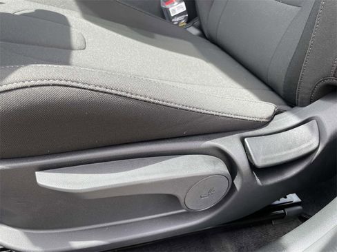 New 2025 Hyundai Elantra Sport image 30