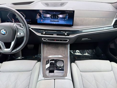 Used 2025 BMW X5 xDrive40i image 17