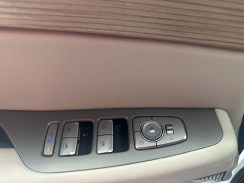 Used 2021 Hyundai Palisade Limited image 15