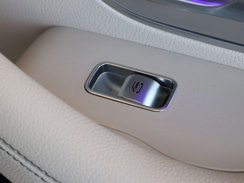 Used 2023 Mercedes-Benz GLS 450 4MATIC image 37