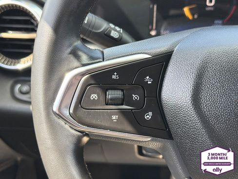 Used 2025 Chevrolet Trax ACTIV w/ Driver Confidence Package FWD image 16
