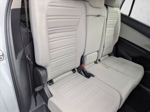 Used 2022 Volkswagen Tiguan S FWD image 18