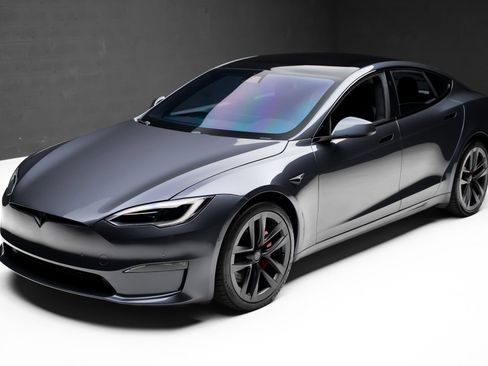 Used 2022 Tesla Model S Plaid AWD/4WD image 5