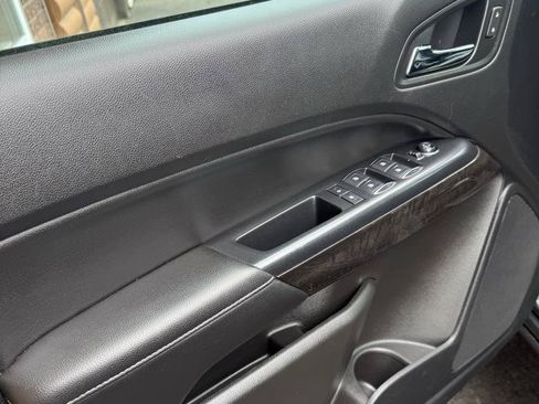 Used 2016 GMC Canyon SLT w/ Driver Alert Package AWD/4WD image 6