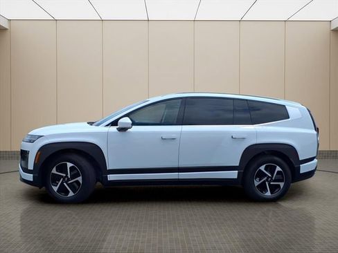 New 2026 Hyundai Ioniq 9 S image 4