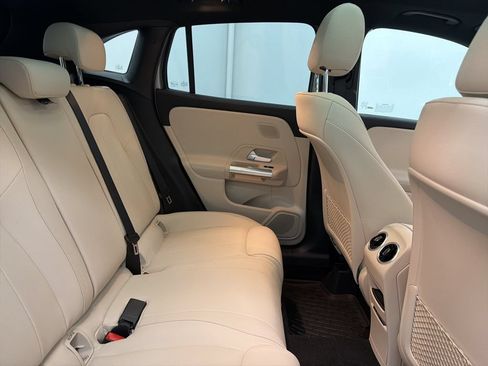 Used 2026 Mercedes-Benz GLA 250 image 27