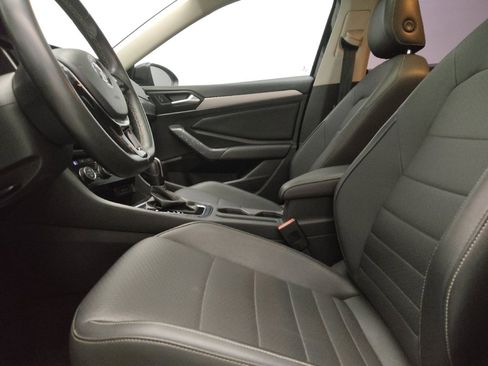Used 2021 Volkswagen Jetta SE FWD image 17