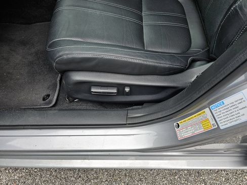 Used 2020 Honda Insight Touring image 18