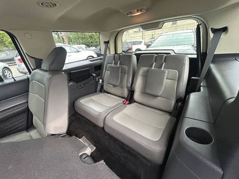 Used 2016 Ford Flex SEL w/ Equipment Group 202A FWD image 8