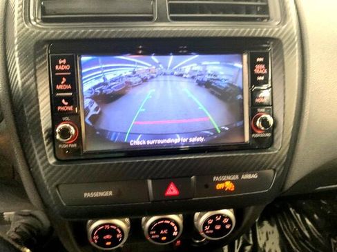 Used 2021 Mitsubishi Outlander Sport ES image 18