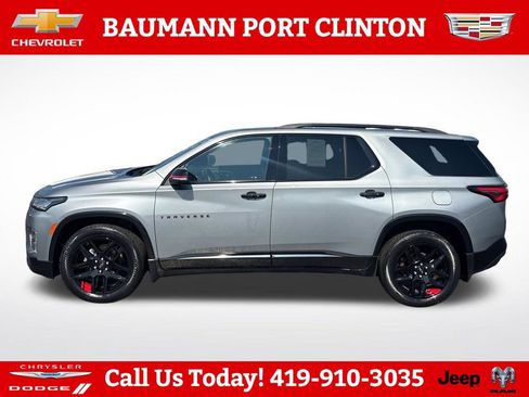 Used 2023 Chevrolet Traverse Premier w/ Redline Edition AWD/4WD image 3