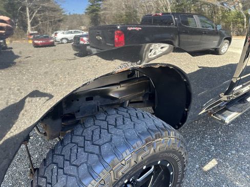 Used 2015 RAM 2500 Tradesman w/ Chrome Appearance Group image 23