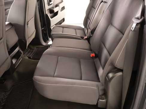 Used 2018 GMC Sierra 1500 SLE w/ SLE Value Package image 11