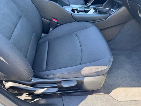 Used 2016 Chevrolet Malibu LT FWD image 17