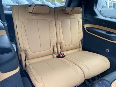 New 2025 Jeep Grand Cherokee L Summit image 54