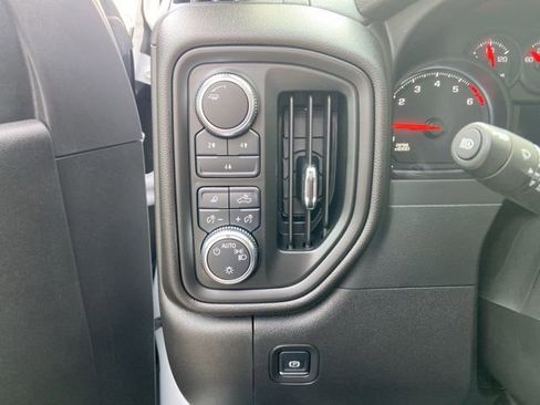 Used 2025 GMC Sierra 3500 Pro image 23