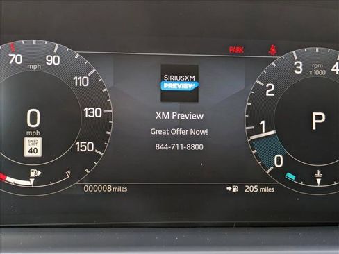 Used 2024 Land Rover Discovery Dynamic SE image 11