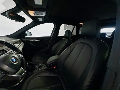 Used 2017 BMW X1 xDrive28i image 21