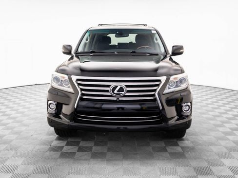 Used 2014 Lexus LX 570 4WD w/ Luxury Package image 10