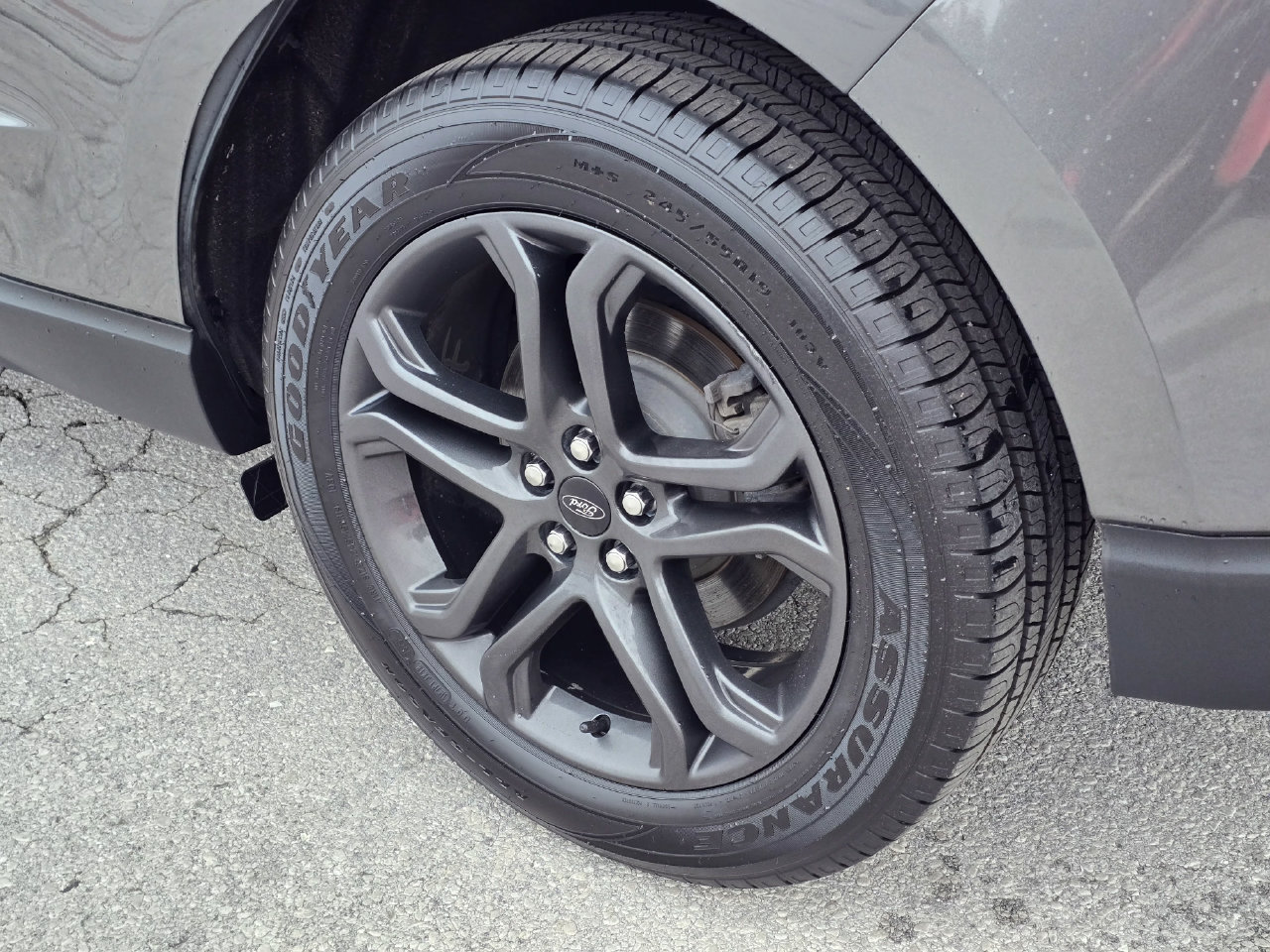 Used 2018 Ford Edge SEL w/ Equipment Group 201A FWD image 8