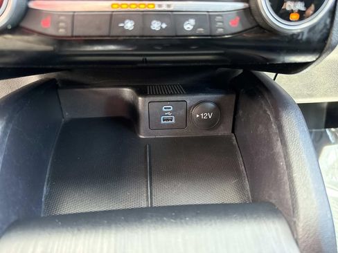 Used 2022 Ford Escape SEL FWD image 31