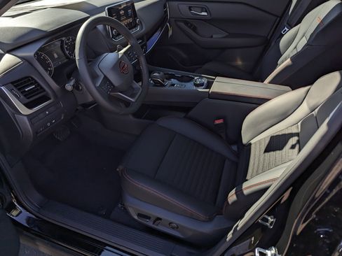 New 2026 Nissan Rogue SV image 9