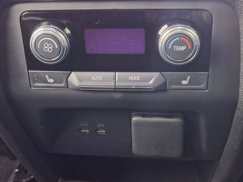 Used 2025 GMC Acadia Denali FWD image 26