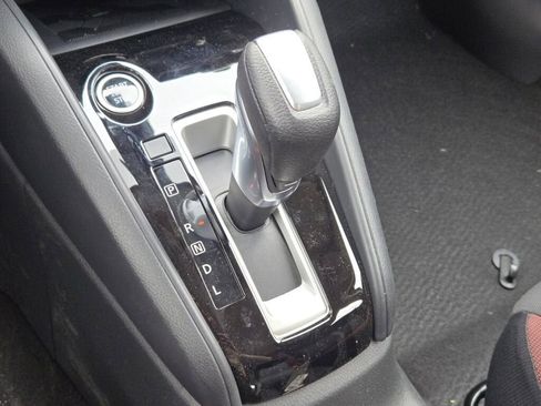 New 2025 Nissan Versa SR w/ Trunk Package image 25