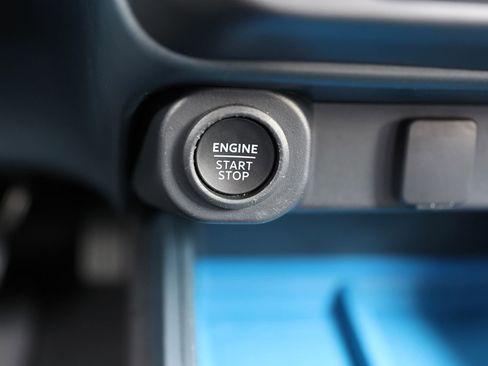 Used 2025 Ford Maverick XLT w/ Equipment Group 302A AWD/4WD image 25