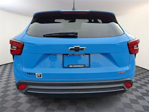 Certified 2024 Chevrolet Trax RS w/ Sunroof Package image 10