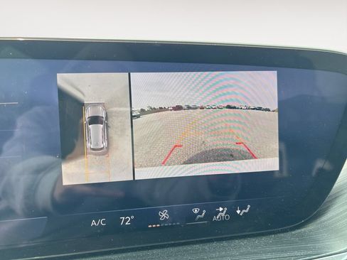 Used 2024 Buick Envision Preferred AWD/4WD image 42