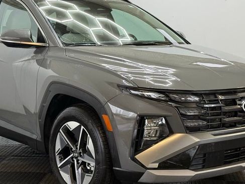 Certified 2025 Hyundai Tucson SEL image 2