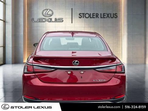 Certified 2023 Lexus ES 300h w/ Premium Package FWD image 4
