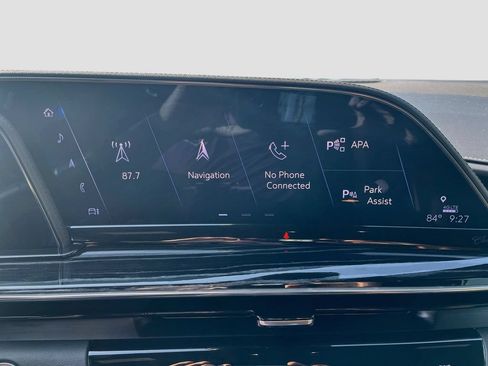 Used 2022 Cadillac Escalade ESV Sport w/ Touring Package AWD/4WD image 23