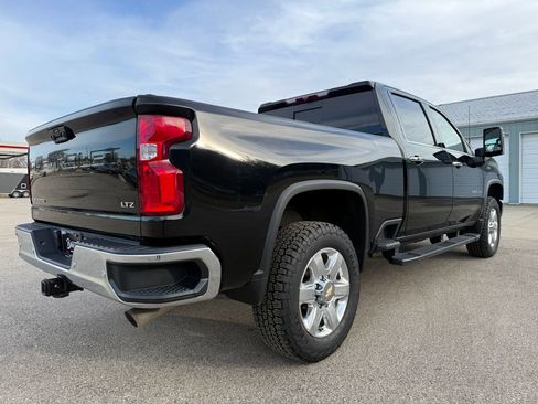 Used 2022 Chevrolet Silverado 2500 LTZ w/ LTZ Plus Package image 5