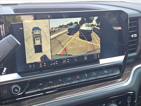 New 2026 Chevrolet Silverado 1500 LT w/ Z71 Off-Road Package image 13