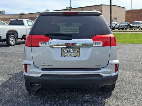 Used 2016 GMC Terrain SLT w/ Open Road Package AWD/4WD image 6