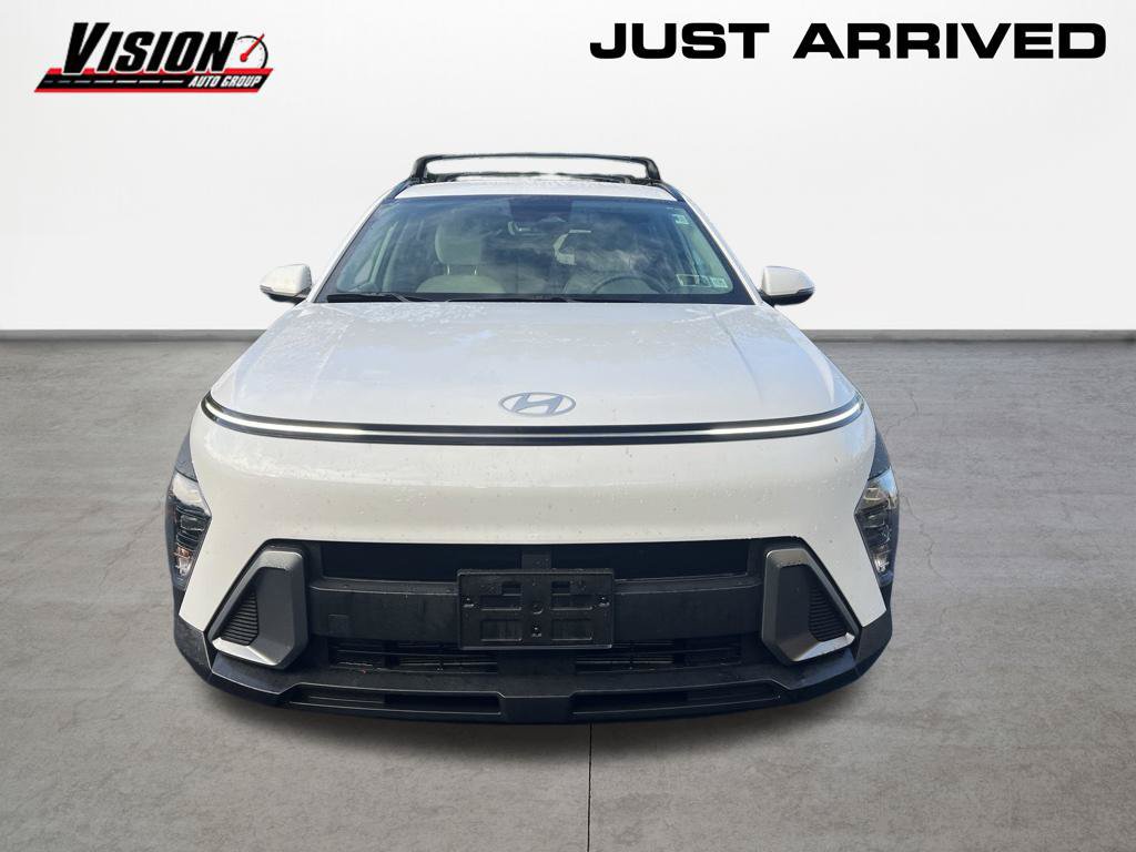 Certified 2025 Hyundai Kona SEL AWD/4WD image 8