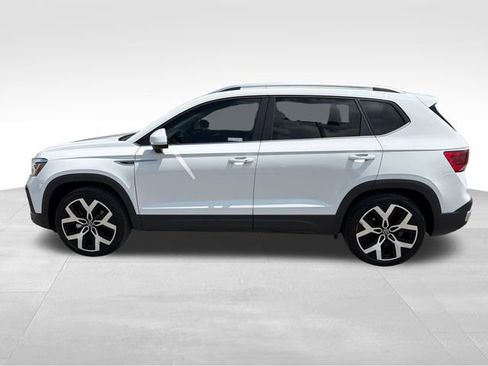 Used 2022 Volkswagen Taos SEL AWD/4WD image 4