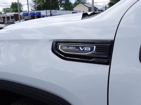 Used 2023 GMC Sierra 1500 Pro w/ Graphite Edition AWD/4WD image 14