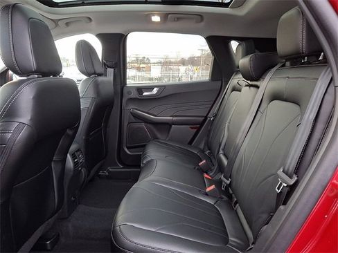 New 2026 Ford Escape SE w/ PHEV Premium Package image 8