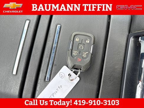 Used 2020 Chevrolet Tahoe Premier AWD/4WD image 23