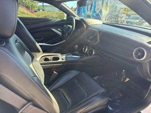 Used 2016 Chevrolet Camaro SS image 15