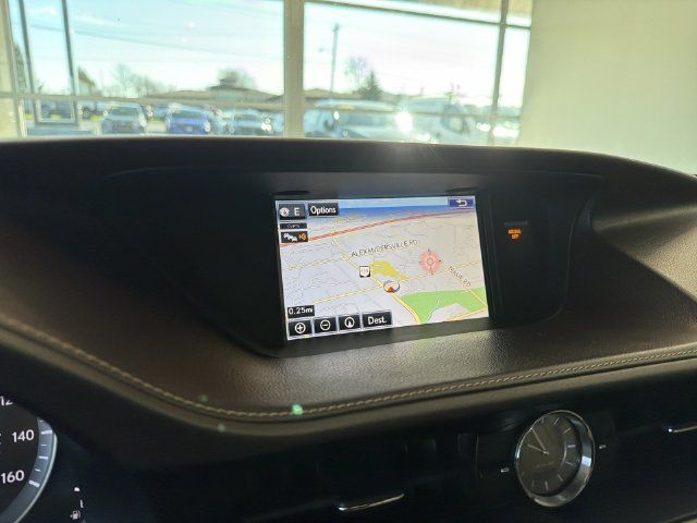 Used 2016 Lexus ES 350 w/ Luxury Package w/Wood Trim FWD image 26
