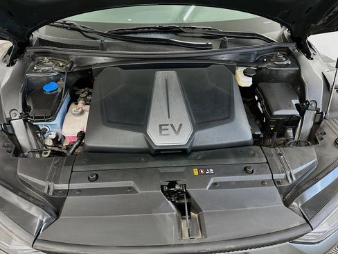 Used 2024 Kia EV6 Wind w/ Wind Technology Package AWD/4WD image 35