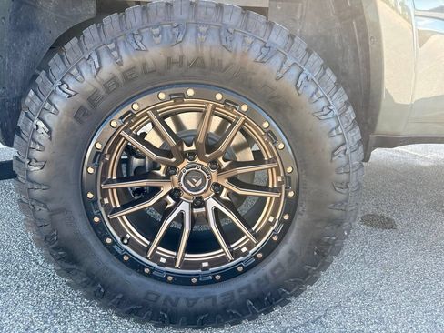 Used 2026 RAM 1500 Big Horn AWD/4WD image 17