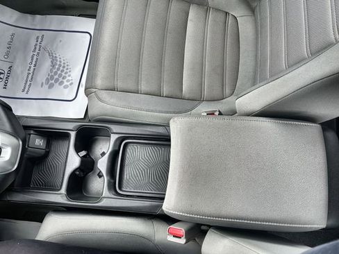 Used 2018 Honda CR-V LX image 23