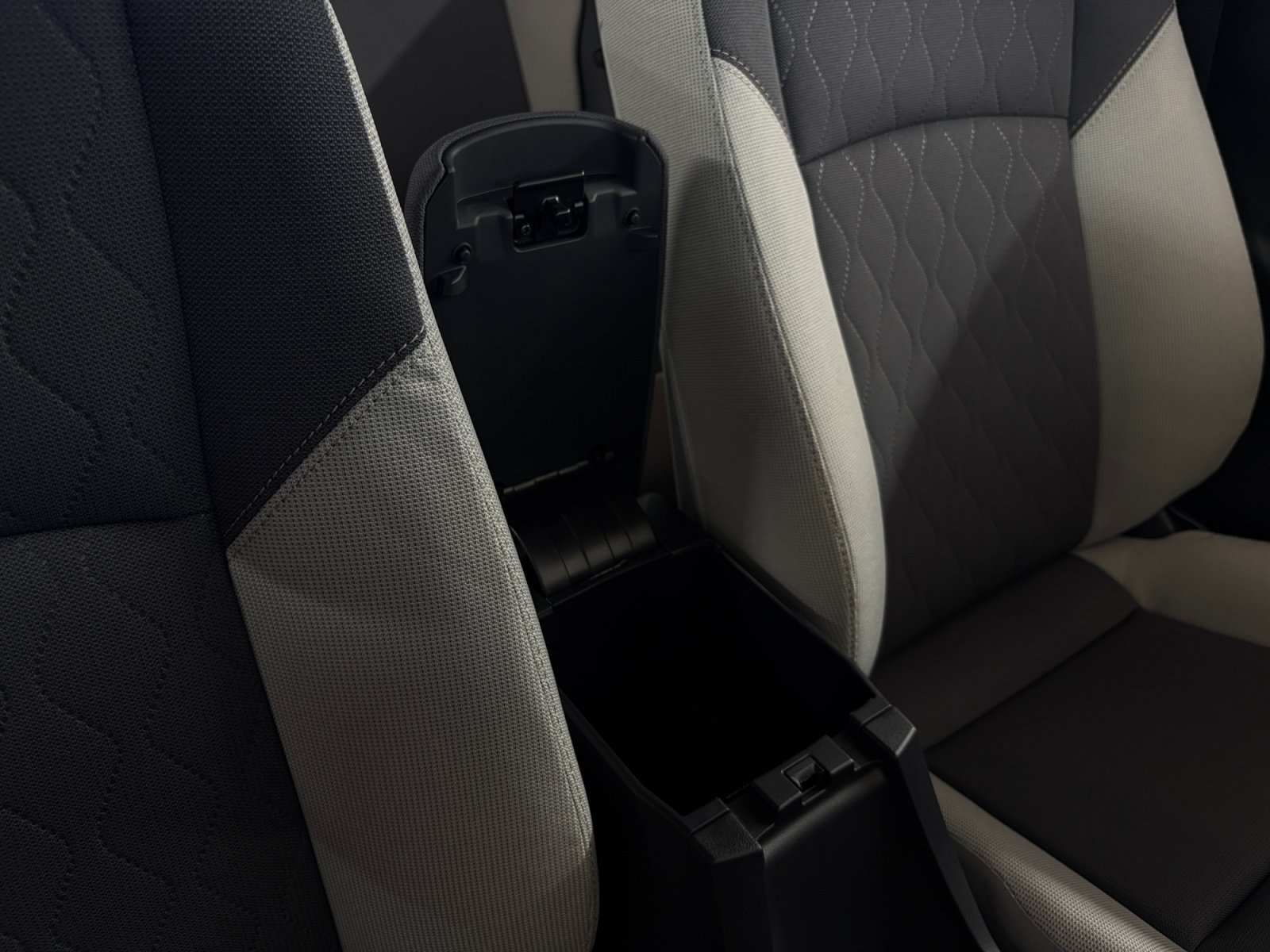 New 2027 Toyota Corolla LE FWD image 15